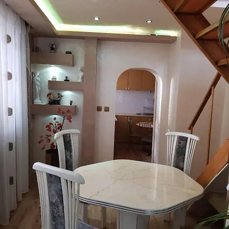 Gerovi House